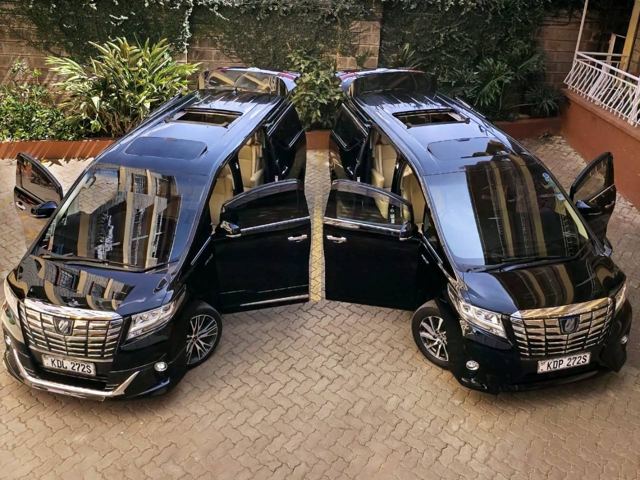 Two black Toyota Alphard vehicles arranged for Fareast Ventures
